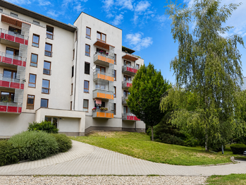 Pronájem bytu 2+kk v osobním vlastnictví 4952 m², Praha 9 - Čakovice