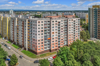 Prodej bytu 3+1 v osobním vlastnictví 95 m², Hradec Králové