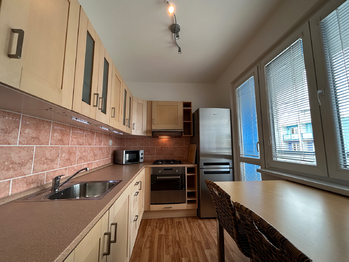 Kuchyně - Pronájem bytu 2+1 v osobním vlastnictví 51 m², Rakovník