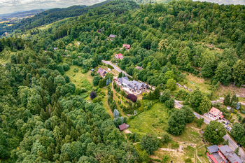 Prodej domu 1200 m², Srebrna Góra