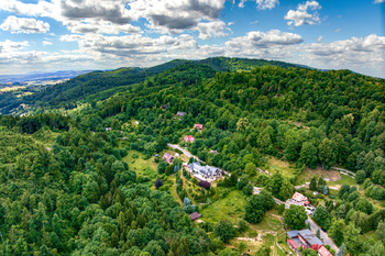 Prodej domu 1200 m², Srebrna Góra