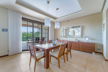 Prodej domu 1200 m², Srebrna Góra