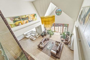 Prodej domu 1200 m², Srebrna Góra