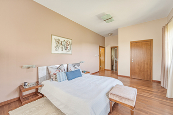 Prodej domu 1200 m², Srebrna Góra