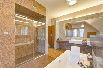 Prodej domu 1200 m², Srebrna Góra