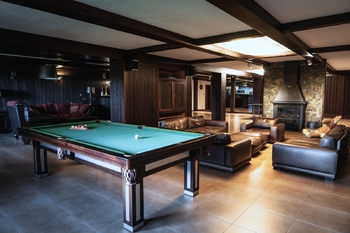 Prodej domu 1200 m², Srebrna Góra