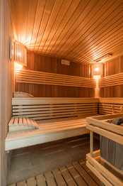 Prodej domu 1200 m², Srebrna Góra