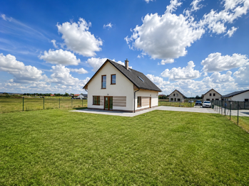 Pronájem domu 156 m², Žatec