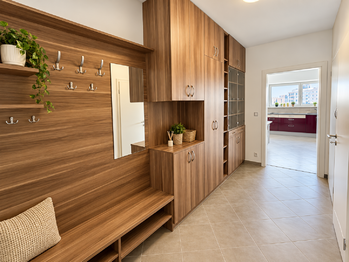 Prodej bytu 2+kk v osobním vlastnictví 61 m², Praha 9 - Letňany