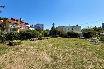 Prodej pozemku 417 m², Praha 4 - Braník