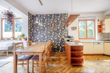Kuchyně s jídelnou - Prodej domu 400 m², Praha 6 - Dejvice