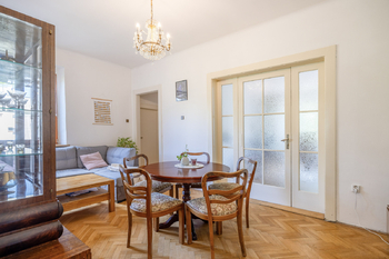Obývací pokoj - Prodej domu 400 m², Praha 6 - Dejvice