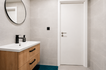 Koupelna - Prodej bytu 2+kk v družstevním vlastnictví 42 m², Kamenický Šenov