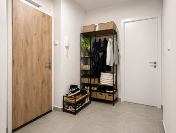 Chodba - Prodej bytu 2+kk v družstevním vlastnictví 42 m², Kamenický Šenov