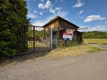 Prodej pozemku 196 m², Žatec