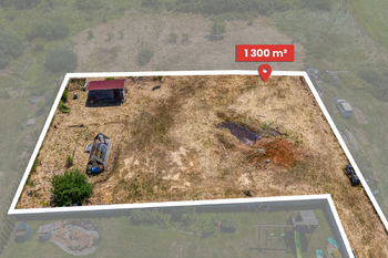 Prodej pozemku 1300 m², Černovice