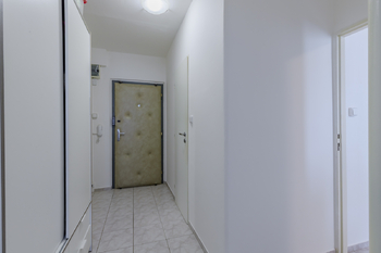 Prodej bytu 2+kk v osobním vlastnictví 43 m², Praha 4 - Háje
