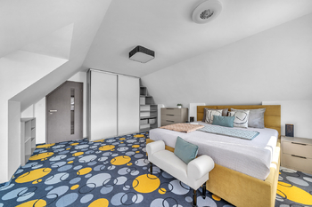 Prodej domu 197 m², Lázně Toušeň