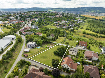 Prodej pozemku 1937 m², Zlín