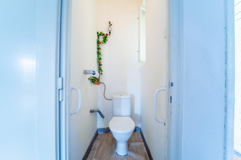 Samostatné WC - Prodej bytu 2+1 v osobním vlastnictví 68 m², Poděbrady
