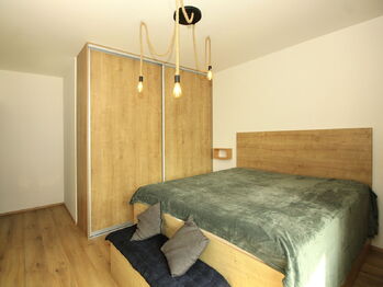 Prodej bytu 2+kk v družstevním vlastnictví 60 m², Praha 10 - Dolní Měcholupy