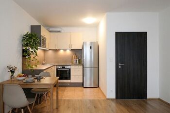 Prodej bytu 2+kk v družstevním vlastnictví 60 m², Praha 10 - Dolní Měcholupy