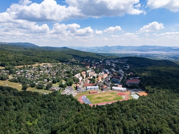 Prodej pozemku 779 m², Klíny