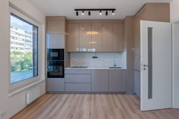 Pronájem bytu 3+kk v osobním vlastnictví 80 m², Praha 4 - Kamýk