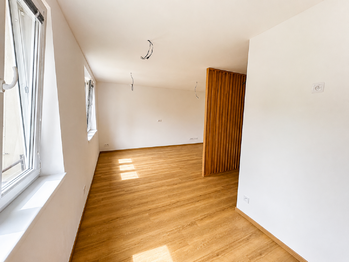 Prodej bytu 4+1 v osobním vlastnictví 82 m², Štěchovice
