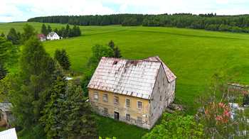 Původní stav domu - Prodej nájemního (činžovního) domu 590 m², Kovářská