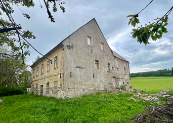 Původní stav domu - Prodej nájemního (činžovního) domu 590 m², Kovářská