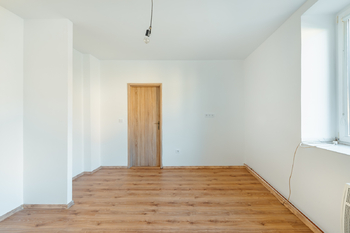 ložnice  - Prodej bytu 2+kk v osobním vlastnictví 42 m², Jeseník