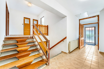 Prodej domu 150 m², Hrochův Týnec