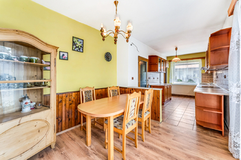 Prodej domu 150 m², Hrochův Týnec