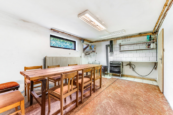 suterén -  - Prodej domu 150 m², Hrochův Týnec