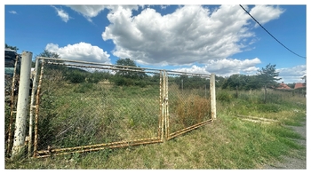 Prodej pozemku 1936 m², Želkovice