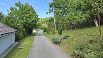 Přístupová cesta k pozemku 668 m2 - Prodej pozemku 668 m², Bohdalice-Pavlovice