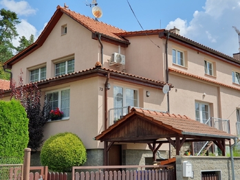 Pronájem bytu 4+1 v osobním vlastnictví 100 m², Jílové u Prahy