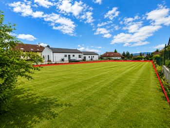 pohled od východu - Prodej pozemku 1132 m², Srubec