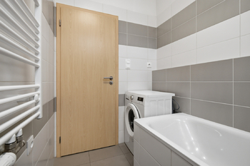 Prodej bytu 2+kk v osobním vlastnictví 47 m², Praha 9 - Hostavice