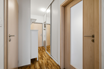 Prodej bytu 2+kk v osobním vlastnictví 47 m², Praha 9 - Hostavice