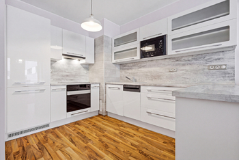 Prodej bytu 2+kk v osobním vlastnictví 47 m², Praha 9 - Hostavice