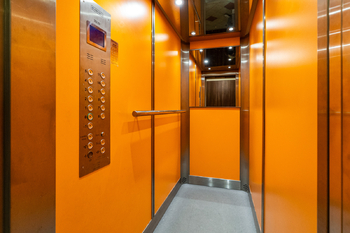 Prodej bytu 4+1 v osobním vlastnictví 86 m², Praha 10 - Strašnice