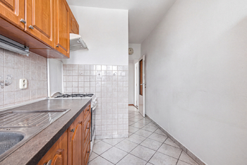 Prodej bytu 4+1 v osobním vlastnictví 86 m², Praha 10 - Strašnice