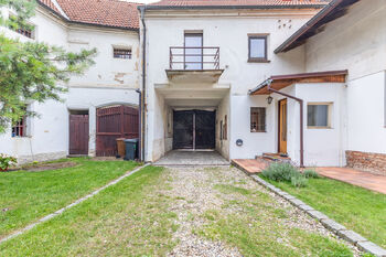 Pronájem skladovacích prostor, Praha 5 - Velká Chuchle