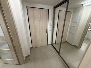 Pronájem bytu 1+kk v osobním vlastnictví 45 m², Praha 5 - Stodůlky