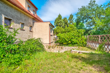 Prodej domu 260 m², Vědomice