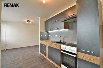 Prodej bytu 3+kk v družstevním vlastnictví 54 m², Hradec Králové