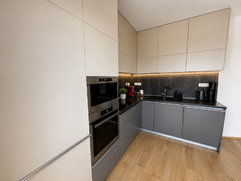 Pronájem bytu 3+kk v osobním vlastnictví 71 m², Kladno