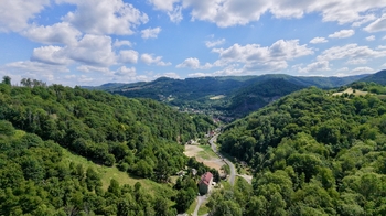 Prodej pozemku 26289 m², Dobkovice